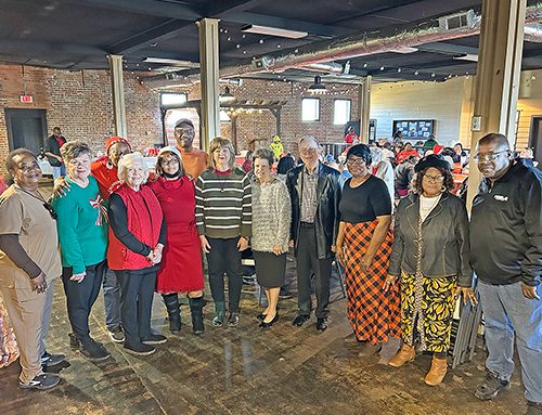 Calhoun Outreach feeds hundreds for Christmas