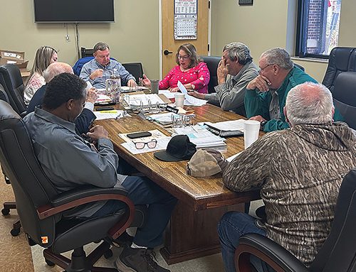 Supervisors talk airport, bank bids, engineer troubles