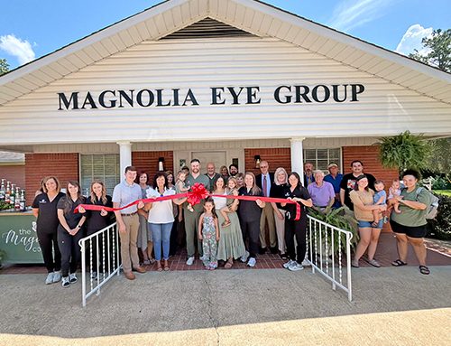 Magnolia Eye Group Ribbon Cutting
